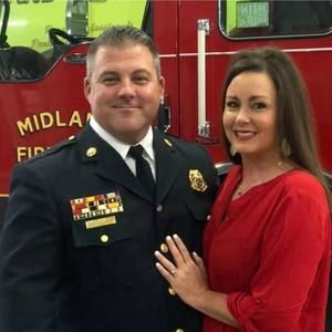 Meet your Posher, Desiree'